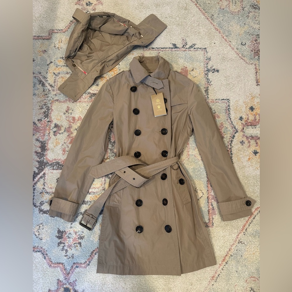 Burberry Trench Coat women’s US size 2 UK size 4